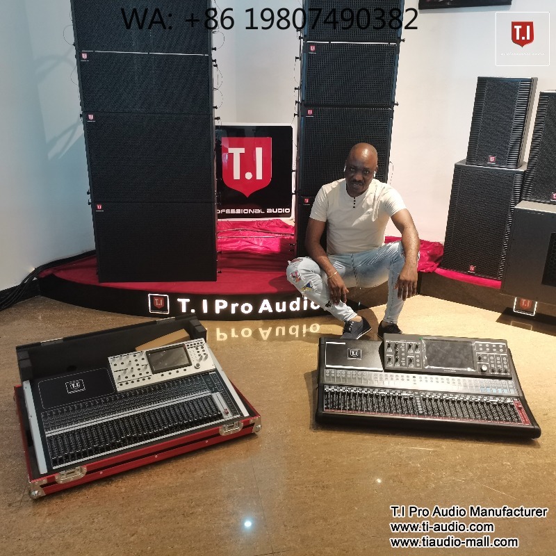 Audio Music Mixer - Console Mixer Digitale a 32 Canali,